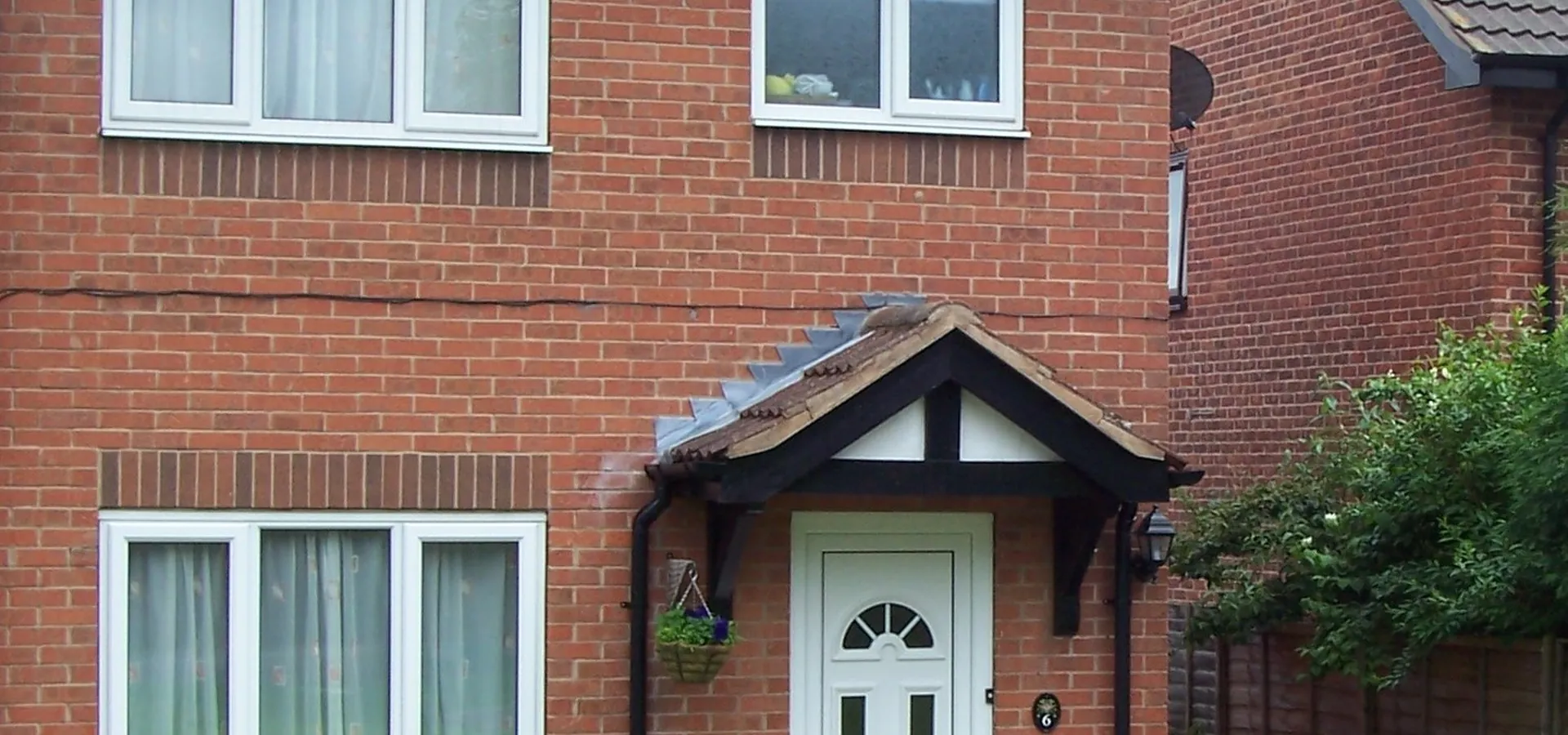 Lean-To Mill Hill