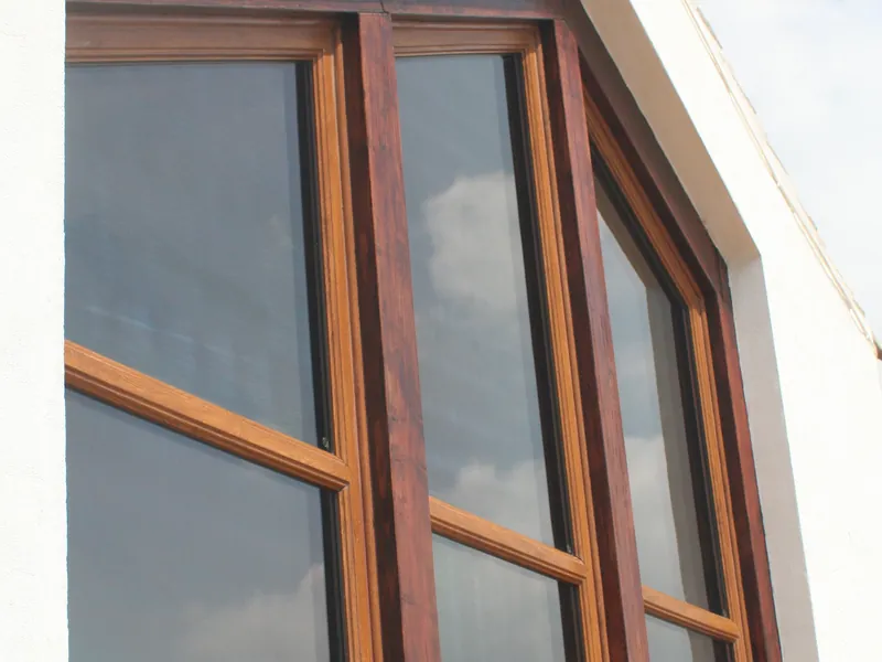 Bay Windows Mill Hill